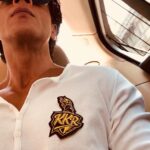 Shah Rukh Khan Instagram - Kolkata see u at Eden. Let today’s cheer be the loudest for @kkriders.