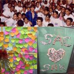 Shah Rukh Khan Instagram – Always good to receive gifts that are as beautiful as these… thank you to all the kind hearted children at @sparkachangefoundation ! Keep spreading the smiles… #MeerFoundation