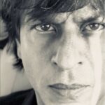 Shah Rukh Khan Instagram - Keeping with the times…instead of being ‘yourself’ trying to be ‘yourselfie’