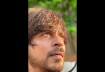 Shah Rukh Khan Instagram - I believe this moment in our lives will finally be a memory of when we had all the time on our hands & our loved ones in our arms. Here’s wishing this for every1. Stay Safe.Stay Distant.Stay Healthy. PS:The selfie has nothing to do with the msg, thought I look good, so I sneaked it in