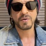 Shah Rukh Khan Instagram - InshaAllah #JantaCurfew will help against the spread of virus, though we may have to do this again. The clapping brought so much cheer. So a reminder of safeguards, with some cheer... Pls take it in the right spirit. To all relentlessly working today - Extremely Grateful. Thx!