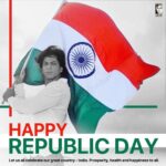 Shah Rukh Khan Instagram - Nothing beautiful happens without struggle. Let’s remember the struggle that gave us this beautiful day and celebrate both. #HappyRepublicDay to all.
