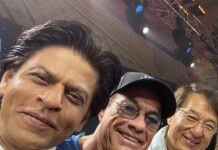 Shah Rukh Khan Instagram - Khan, Damme, Chan at the #JoyForum19. The joys all mine as I got to meet my heroes. @jcvd @jackiechan @joyforumksa