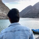 Shaheer Sheikh Instagram – Do u guys remember this song?? #indoneisanbioskop #ladakh

Song title: DI MANAKAH DIRIMU 
Film: Turis Romantis
Composer: Pongki Barata 
Singer: ☺️ me