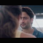 Shaheer Sheikh Instagram – #MohabbatHai is finally Out Now on the @vyrloriginals YouTube channel. Watch it now aur dijiye usse apni saari mohabbat! ❤️

@realhinakhan mohitsuri @jeetganngulimusic @stebinben @kunaalvermaa @adityadevmusic @ericpillai @poojasinghgujral