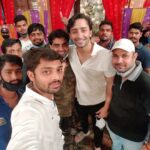 Shaheer Sheikh Instagram – Thank you for tolerating me, thank you for laughing on my stupid jokes and thank you for ur support #crew #yehrishteyhainpyaarke #shaheersheikh