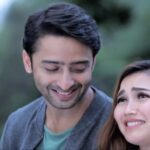 Shaheer Sheikh Instagram - Hallo ANTVLOVERS, Saksikan CINTA DIANTARA LANGIT DAN BUMI, hari Minggu 4 Oktober 2020 pukul 17.15 WIB Bercerita tentang kisah seorang pria yang kaya raya yang mengejar cinta dari seorang gadis sederhana. Banyak lika liku kehidupan dan krikil tajam yang menghambatan kisah cinta mereka berdua. Jangan sampai kelewatan ya, Tonton CINTA DIANTARA LANGIT DAN BUMI, hari Minggu 4 Oktober 2020 pukul 17.15 WIB #ANTVKEREN Dan.. saksikan aksi panggung spektakuler dari para pemeran MAHABHARATA dan sejumlah artis nasional seperti Ayu Ting Ting, Zaskia Gothik, Ikke Nurjanah, Jessica Iskandar, Alm. Julia Perez dan banyak lagi di MAHABHARATA SHOW, Sabtu 3 Oktober 2020 Pukul 17.15 WIB hanya di ANTV. #MAHABHARATASHOW #Antv #AntvKeren #Serial #India #SerialIndia #Mahabharata #MahabharataANTV #shaheersheikh #pandawa #CINTAANTARALANGITDANBUMI #FTVINDONESIA