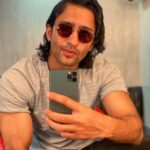 Shaheer Sheikh Instagram – Attitude is a choice. Happiness is a choice. Optimism is a choice. Kindness is a choice. Giving is a choice. Respect is a choice. Whatever choice you make makes you. Choose wisely. #RoyTBennett 
#beOptimistic  #beTheChange