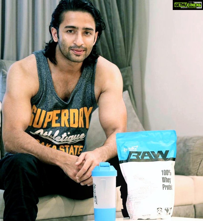 Shaheer Sheikh Instagram - The key to living a FIT & HEALTHY life is the focus, dedication, commitment and balanced diet, nutrition & right supplements. To achieve this, I always choose the best! I choose RAW WHEY by @nutraboxindia, which is one of the best in India! It's 100% Raw Whey Protein Supplement which is imported from the USA, it has 24 grams of Protein per serving and is made with 0 Sugars. Begin the journey towards fitness with Raw Whey by @nutraboxindia. Lay your hands on Nutrabox Products on Amazon India, Flipkart & Nutrabox.in Its Pure l Its Raw l Its Authentic l It's Nutrabox #nutrabox #rawwhey #nutraboxrawwhey #nutraboxindia #supplement #pure #whatsyourjunoon