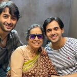 Shaheer Sheikh Instagram - Thank you Usha ji and @randeepraii You guys are phenomenal performers… actually saw my Aie and younger brother in you :) Thank you for helping me on set and teaching me so many things. #pavitrarishta2 🙏