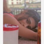 Shalini Pandey Instagram - Where your eyes get stuck, is what your soul is searching for. “Eyes talk” 🙃 Pike Place Market