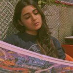 Shalini Pandey Instagram - Because I admire FooD! And for everyone thinking it’s a comic, aa aaaa, it’s a food menu, my favourite thing to go through🍭 Also I think picture credits should be given because she deserves for this one @ritika_offl 🦄