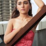 Shalini Pandey Instagram - I'm just too much sometimes 🧡 . . 📷 @bharat_rawail Make up 💄: @makeupwali Hair 💇‍♀️: @hairbysurekhan Styled by : @pallakhshah 👗 @thesaikostudio