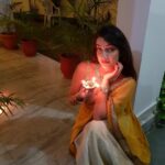 Sherlin Seth Instagram - A very happy and soulful Deepavali to everyone ✨❤️ Jammu