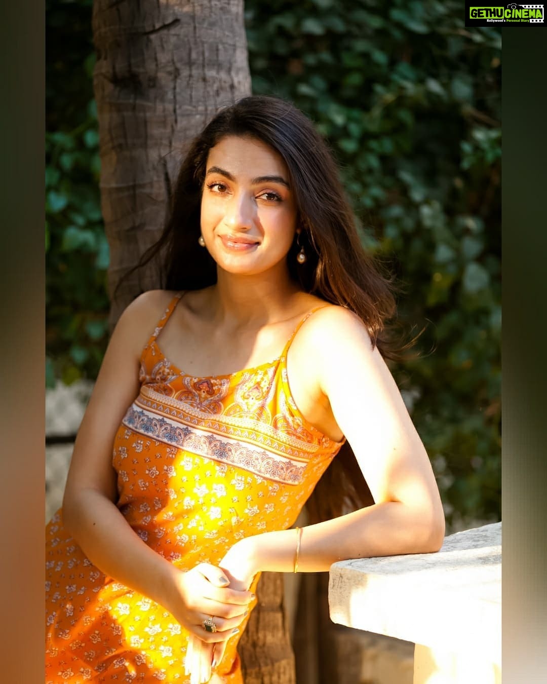 Sherlin Seth Instagram - Hosanna ✨🧡 . 📸 @abhinay_venkat . . . . #beauty #beautiful #tamil #tamilnadu #lockdown #trending #actress #cute #girl #sherlinseth #kollywoodactress #kollywood #bollywoodcinema #tollywood #telugu #teluguactress #nature #calm #soothing #loveyourself #viral #viralpost #foryoupage #foryou #instagood #instadaily #hosanna