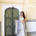 Sherlin Seth Instagram – Shooting at the hawa mahal 
#ritukumarlabel #missindia2017