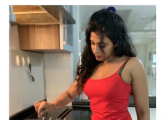 Shilpa Manjunath Instagram - Chai chai☕️ . #indiarunsonchai☕