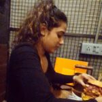 Shilpa Manjunath Instagram – Take me back .. 😫😫😫😫 #throwback 
#foodie #loveforburgers Jimis Burger Andheri