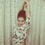 Shilpa Manjunath Instagram – Wen upset.. Lift ur arms and jump.. 🤔🤔
.
Leme me know if it works..??
😉😉