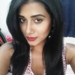 Shilpa Manjunath Instagram - #selfie #chennaidiaries #pout #celebrities #style #tamilmovie #shooting #neverstopexploring #hotashell #summerlove #redlips #confident #like #neverbefore