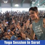Shilpa Shetty Instagram - Why wait for #InternationalYogaDay, when every day can be Yoga Day?😊 What an amazing session with over 3,000 active participants! You were amazing, Surat! Can't wait to come back... #SwasthRahoMastRaho #SSApp #yoga #meditation #motivation #yogi
