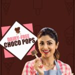 Shilpa Shetty Instagram – There’s nothing better than devouring a chocolate popsicle, GUILT-FREE! Here’s one of the easiest ways to indulge your sweet tooth any day of the week with these Dairy-free Choco Pops. What are the benefits, you ask? It’s sugar-free, dairy-free, and hassle-free; and the kids will love it – so it’s tantrum-free as well! Go for it!
#SwasthRahoMastRaho #TastyThursday #dairyfree #norefinedsugar #beattheheat #healthyrecipes #quickrecipes #chocolate #instafood