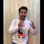 Shilpa Shetty Instagram - Thank you so much @varundvn for being so honest with your feedback... you were one of the 1st people I showed it to before we launched and you loved the concept of the @shilpashettyapp since it resonates with you. Thankyou for your love and support ..and dedication in everything u do. Hey instafam, if you haven’t yet downloaded, please download the #SSApp now! It’s available on android and iOS both. #SwasthRahoMastRaho #fitness #motivation #love #wellness #gratitude
