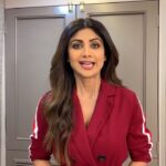 Shilpa Shetty Instagram - Hello everyone! I have started a new #Binge ... #ShabdBinge .. yes, you heard it right. If you want to know what Shabd Binge (Word Binge) is..then come, follow me on @helo_indiaofficial! There are lots of new and other exciting things that I share there too... just another way to connect with you guys. Can’t wait to see you all there. ❤️ #heloapp #fun #gratitude #excited #happy