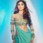 Shilpa Shetty Instagram - Self-made Mermaid 🧜‍♀️🌊❤️ . . . . . #SuperDancerChapter4 #NachpanKaTyohaar #lookoftheday #OOTD #gratitude #blessed