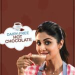 Shilpa Shetty Instagram - Kids and grown-ups both love hot chocolate. But, as mother, I hesitate to give it to my child and have it often as it is usually laden with sugar. So, today I’m going to make Dairy Free Hot Chocolate with coconut milk, maple syrup and unsweetened dark chocolate... means no refined sugar. Coconut has multiple uses and benefits, I use it a lot in my cooking. Go try it out and tell me what you think? #SwasthRahoMastRaho #TastyThursday #lovefood #eatingfortheinsta #feedyoursoul #foodblogfeed #instafoodies #foodinsta #coconutmilk #healthyfats #chocolate #hotchocolate #comforting #kids #norefinedsugar