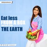 Shilpa Shetty Instagram - The best investment you can ever make is on your own health, the returns being better qualitative wellness. Indulge in more natural, fresh home cooked foods and you’ll see the positive change in your health. #ShilpaKaMantra #TuesdayThoughts #bethechange #eatclean #awareness #lifestylemofification #swasthrahomastraho #ssappcomingsoon