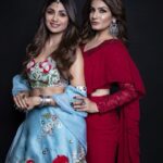 Shilpa Shetty Instagram – Was sooo good having my friend @officialraveenatandon as our guest judge on the #superdancer chapter 3 panel today.
Sooo much fun.. Miss those old times ☺️
Can I be #cheezy and say .. “Swasth raho Masssst Masssssst Raho” 😛🤗🧿♥️😂🧘🏾‍♂️
Tu ab bhi bahut MAST hai😅😝😎☺️
#judgemode  #friends  #friendsforever #laughs #posers #instagood #superdancer #dance