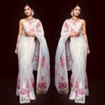 Shilpa Shetty Instagram – Vintage vibes on the set of Super Dancer!

Love this hand painted organza saree by: @picchika 
Necklace: @amrapalijewels @anmoljewellers
Earrings: @amrapalijewels
Bangles and ring: @roopavohrafinejewellery
Styled by: @sanjanabatra
Assisted by: @shikha_14
Makeup: @ajayshelarmakeupartist
Hair: @sheetal_f_khan
Photograph: @khushghulati
Managed by: @bethetribe

#superdancerchapter3 #judge #dancer #dance #children #talent #determination #vintage #classic #floral #vintage  #sarinotsorry #traditional #sari #sareenotsorry #ootd #lotd