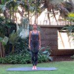 Shilpa Shetty Instagram - Workout of the Day - Starting with Parivritta Parsvakonasana and moving into Pasarita Padottasana. Parivrtta Parsvakonasana (Revolved Side Angle Pose) helps strengthen the chest, back, quadriceps and calf muscles. This asana also aids indigestion, constipation, acidity, and it also tones the abdomen. Opens up the chest helps bronchitis, asthma and breathing problems, whereas Prasarita Padottanasana stretches hamstrings, calves, glutes and lower back. It is also good for stress, anxiety and depression, as it increases blood flow to the brain, benefitting the eyes and hair growth. 🙏🏼 #mondaymotivation #yoga #yogi #yogaasana #morningritual #health #fitness #yogalife #yogainspiration