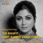 Shilpa Shetty Instagram – I sincerely support this most needed initiative taken by @srisriravishankar for a #DrugFreeIndia. 
A great movement by the @artofliving and @mahaveerjainmum.
#SayNoToDrugs #TheArtOfLiving #FightAgainstDrugs