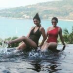 Shilpa Shetty Instagram - Be a mermaid and make waves 🌊 🧜‍♀️ @shamitashetty_official 😍.. This one way to make the pool hot😈 #birthdaygoals #sistersquad #lsisterlove #waterbabies #soakingupthesun #love #gratitude #phuketdiaries