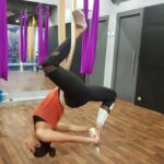 Shilpa Shetty Instagram - If you want something you never had you have to do something you’ve never done. Keeping that in mind this is my first attempt at #aerialyoga #SilkYoga... was scared, but have to say, what a fun session it was @ria.rbajaj. Thank you to my team and @thevinodchanna for helping me to move out of my comfort zone. I believe you can only learn something new if you are willing to feel awkward , pain and uncomfortable. Once you overcome that ,the joy ..strength and happiness is incomparable. 😬💪 #ShilpaKaMantra #SwasthRahoMastRaho #TuesdayThoughts #try #vcfitness #workoutmotivation #newworkout #core #stretch #flexiblity #yoga #yogi #workout #aerialsling