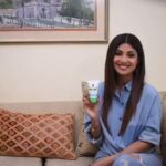 Shilpa Shetty Instagram - How do you protect your child's face from dryness during Winters? I use @mamaearth.in's natural face cream. It's made of natural ingredients like milk protein and muru muru butter which keep your baby's skin protected and nourished. Try it today, it's available on @amazondotin @flipkart @firstcryindia and @mynykaa for just INR 199. #organicskincare #babyproducts #environmentalfriendly #healthyliving #milk #naturalingredients