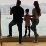 Shilpa Shetty Instagram - Room with a view in #hongkong . No #pickmeup better than #familytime 😇😬🤗 #lookingforward #happy #gratitude #instagood #unwind #chilling #love #family