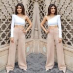Shilpa Shetty Instagram - Today’s #ootd for the trailer launch of @hearmeloveme only on @primevideoin Outfit and earrings: @nikhilthampi Shoes: @Aldo_shoes Stylist: @mohitrai @chandanizatakia Make up: @ajayshelarmakeupartist Hair: @themadhurinakhale Managed by: @bethetribe #launch #hearmeloveme #sharp #amazonprimevideo #excited #ottplatform #orginalseries #newlook #trailer #instagood