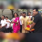 Shilpa Shetty Instagram – This Year nothing gives me more joy than to welcome and now bid adieu to our #ecofriendlyGanpati , knowing that he will become one with the earth now ,therefore continuing to bless us in the purest way possible. This is the first time we immersed him in our front yard despite living right by the beach taking cognisance of the pollution in our environment . Time to respect #motherearth..With the blessings of #Ganpati  #BeTheChange #spiritualnotreligious #BackToBasics #beresponsible