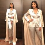 Shilpa Shetty Instagram – Award ready!Dolled up for the #Timespowerwomen awards night..😬
Ensemble: @augustgettyatelier
Jewels: @thegempalace
Shoes: @Reiss
Stylist: @mohitrai @chandanizatakia
Make up: @savleenmanchanda
Hair: @seemakhan1988
Managed by : @bethetribe
#celebrityentrepreneur #bosslady #powerdressing #sharp #instagood #winner