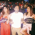 Shilpa Shetty Instagram - Starring #siddharthanand @bipashabasu and moi😬This is a #chickflick😅Happy 40 th Birthday #Sid..Wishing you love , happiness, more success ,love and great health and a Banging Year💖😬🎂#goa #instagood #birthdayboy #friends #fun #celebrations