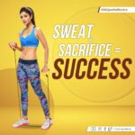 Shilpa Shetty Instagram - You get what you give. You will have to keep at it and sweat it out and give up (sacrifice) all the junk and refined sugar and you will be successful at attaining your fitness goal. #ShilpaKaMantra #SwasthRahoMastRaho #tuesdaythoughts #fitness #motivation