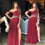 Shilpa Shetty Instagram - Headed to an event in this pretty outfit by @arokaofficial .Love the colour😬#instagood #burgundy #glam #comfy #happy