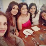 Shilpa Shetty Instagram - Happpppppyyyy Birthday Tuki @shamitashetty_official 😘😘😘😍😍😍💃🏽🍰🎼#friendsforever #instapic #love #alwaysthere
