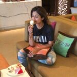 Shilpa Shetty Instagram - #Sundaybinge in Goa..Wanted #bebincacake ( a local delicacy) but settled for gulab jamun cheesecake( which was a horrid combo) 😰😂More like sunday cringe🙈😂Thank God for the #pistachioicecream #instagood #swasthrahomastraho #sweettooth #binge