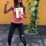 Shilpa Shetty Instagram - Ha ha ha .Boomerang of happiness 😬😂#authorhappiness #thediaryofadomesticdiva #happiness #newbook #health #wellness #foodbook #recipebook #topreorder #linkinbio