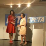 Shilpa Shetty Instagram - Thankyou @peta for this honour.. A long way before I become “Heroes “ like you. I applaud you with Gratitude in my heart for all the selfless work you all do tirelessly.😇😘#peta #empathy #compassionforanimals #responsible #love #careforanimals