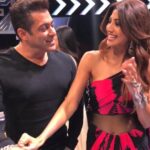 Shilpa Shetty Instagram - On the sets with @beingsalmankhan , what a laugh riot. This #superdancer episode is going to be hilarious 🤣🙈😅😂 His infectious energy rubbed off on us all.. Wish his good looks did too🤪😈#friendshipforever #unconditional #warmth #crazystuff #rockstar #beinghuman #tigerzindahai